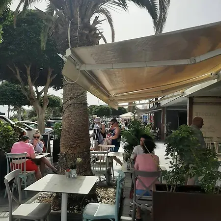 Internacional Tv Un Minuto Avenida Y Playa Tias