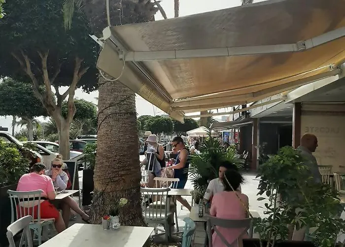 Internacional Tv Un Minuto Avenida Y Playa Tías